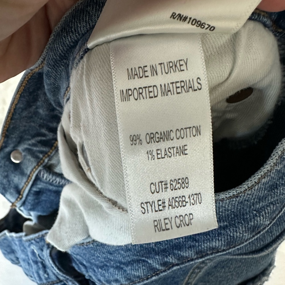 Agolde Riley Crop Jeans - Picture 3 of 7